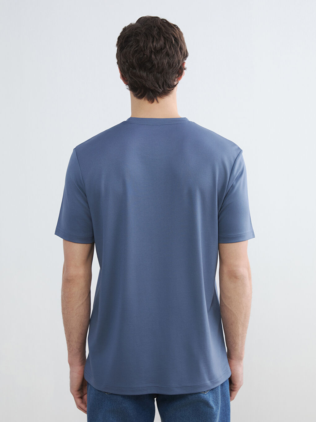 تي شيرت رجالي بكول مدور-4