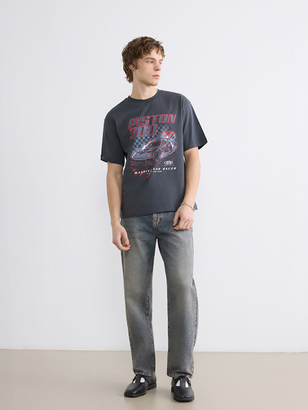 Antrasit Bisiklet Yaka Baskılı Erkek Tişört-1
