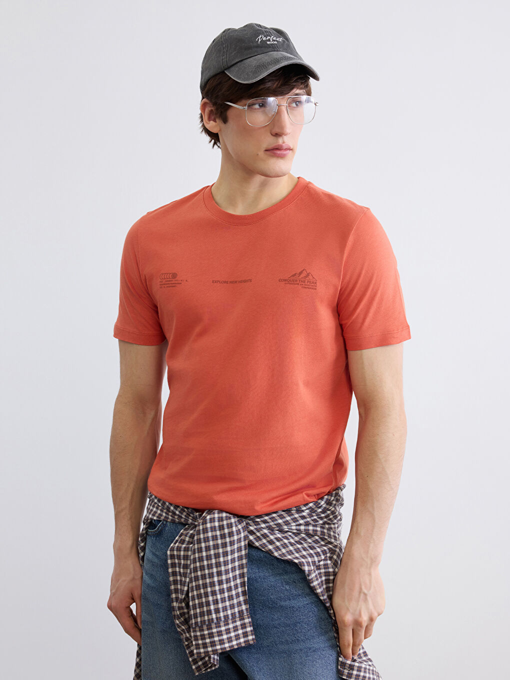 Turuncu Bisiklet Yaka Baskılı Penye Erkek Tişört