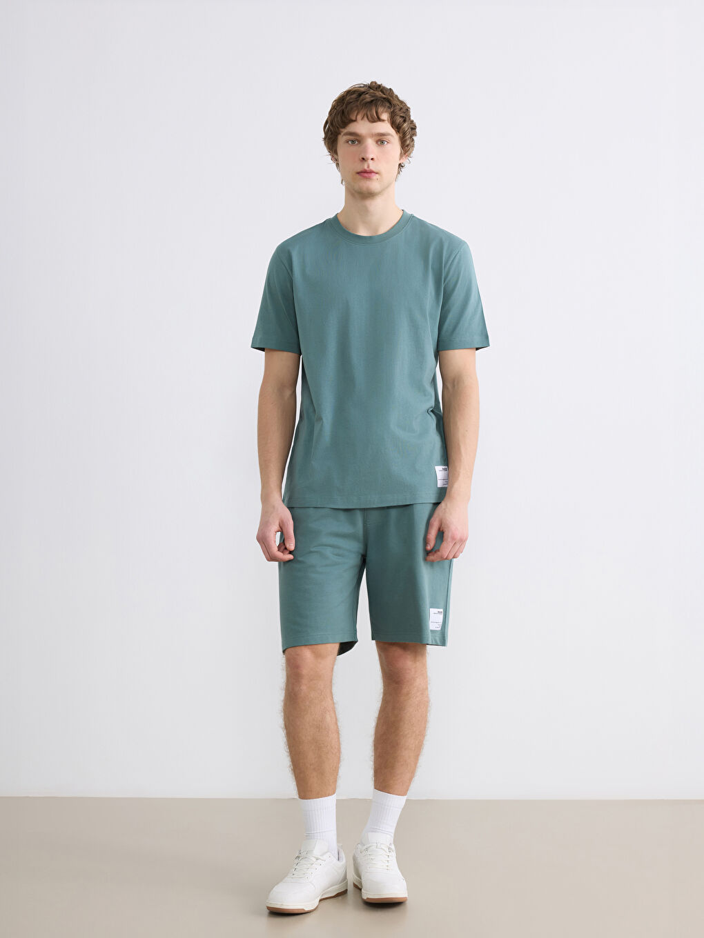 T-shirt PÉTROLE Homme-1