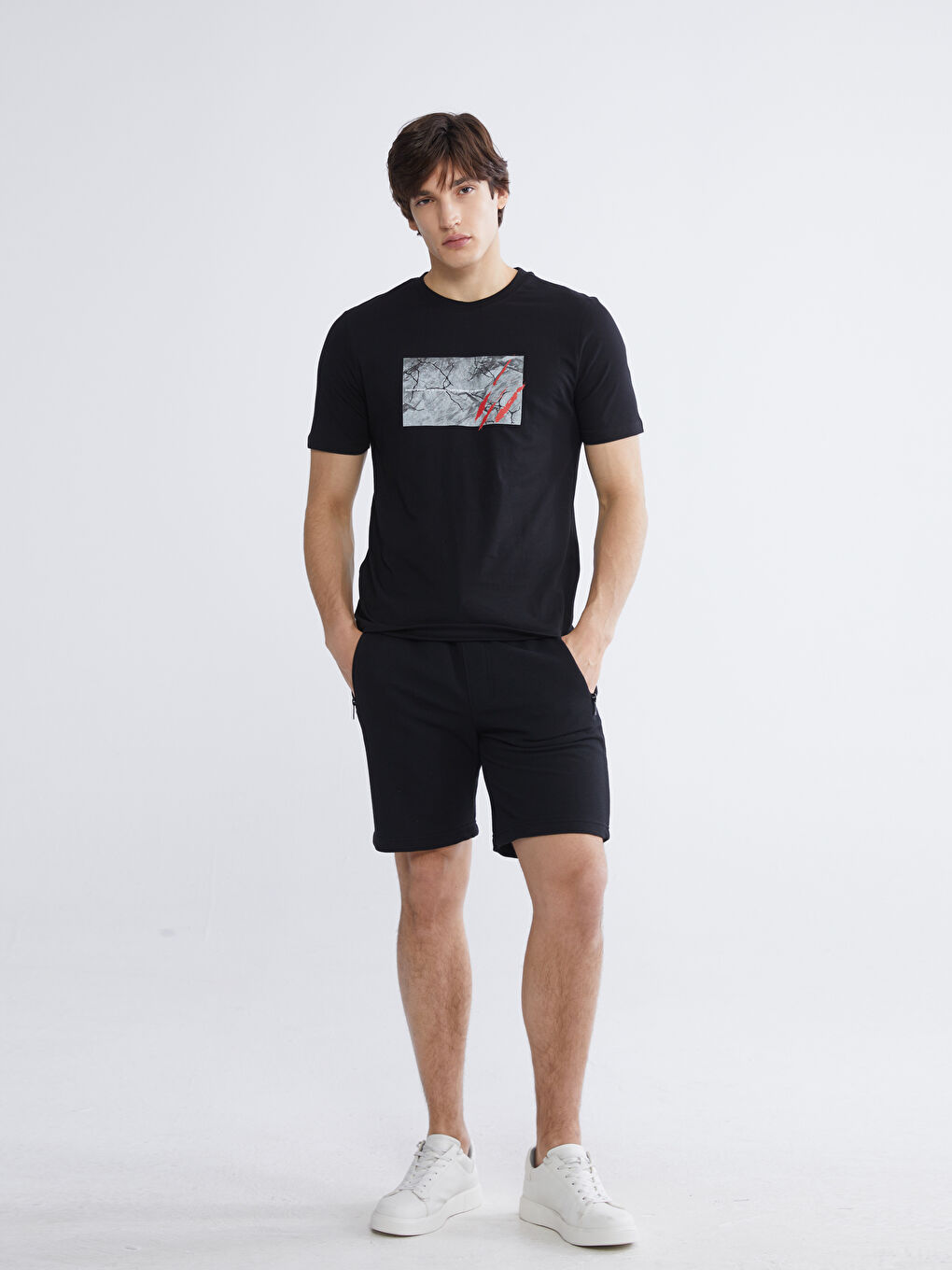 Siyah Standart Kalıp Erkek Pike Şort