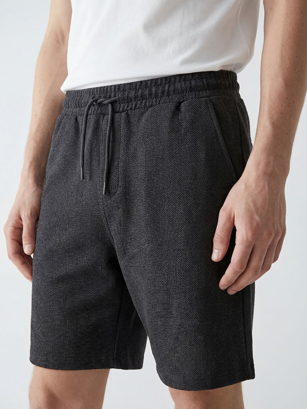 Antrasit Standart Kalıp Erkek Şort-3