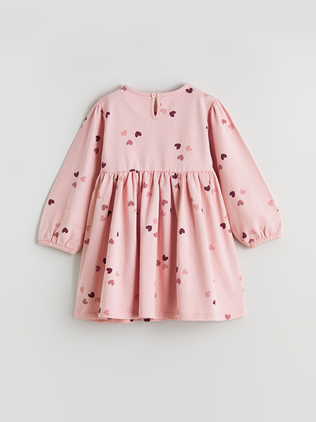Heart-print girl's dress with a round neckline.-2