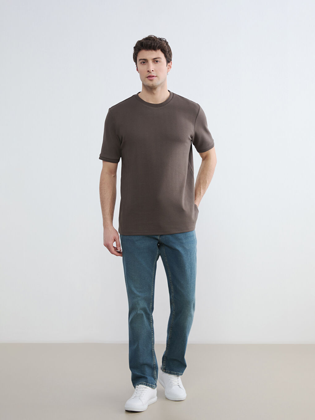 Kahverengi Bisiklet Yaka Erkek Tişört-1