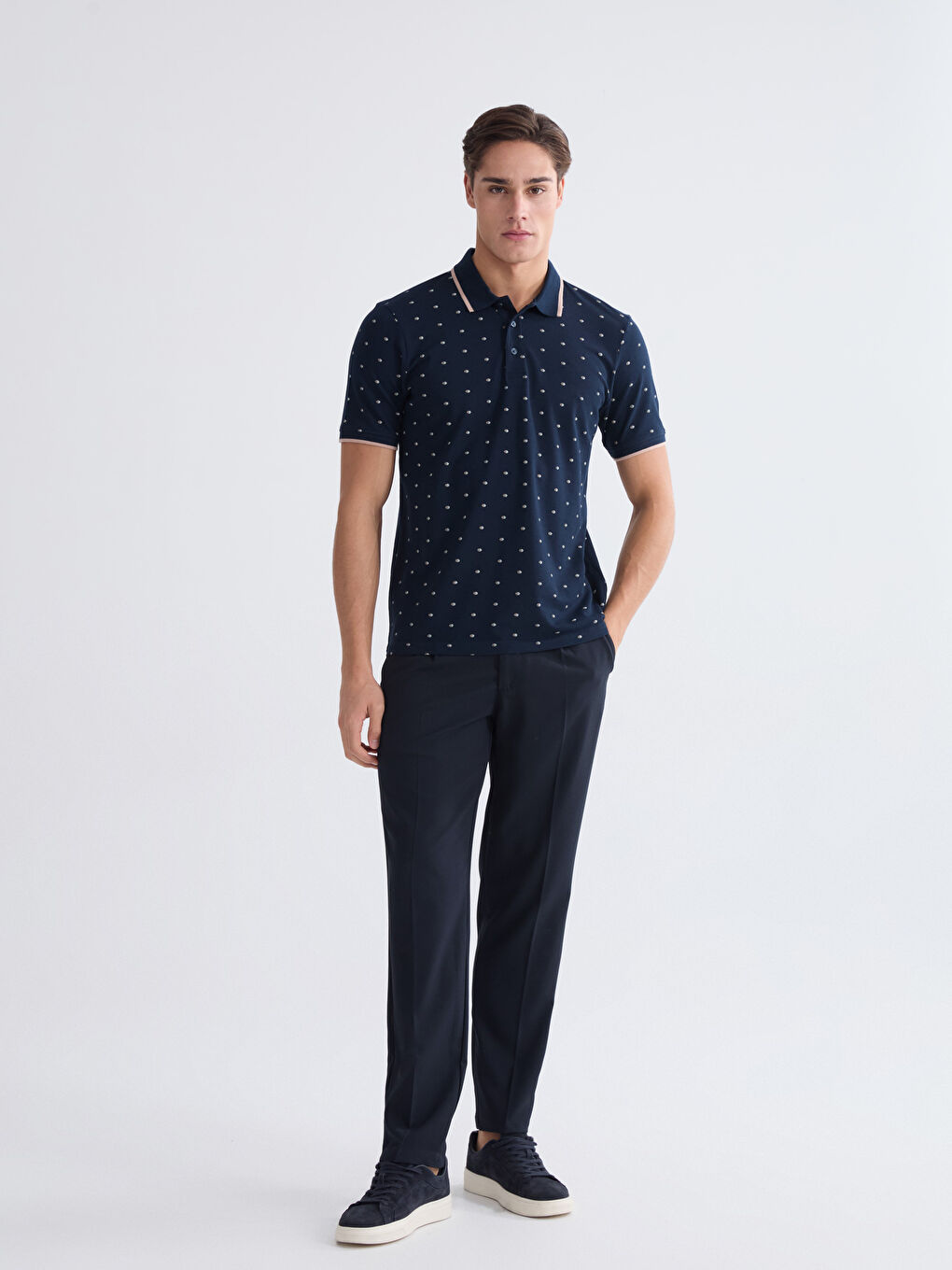 Футболка мужская узорчатая пике с воротником поло-1