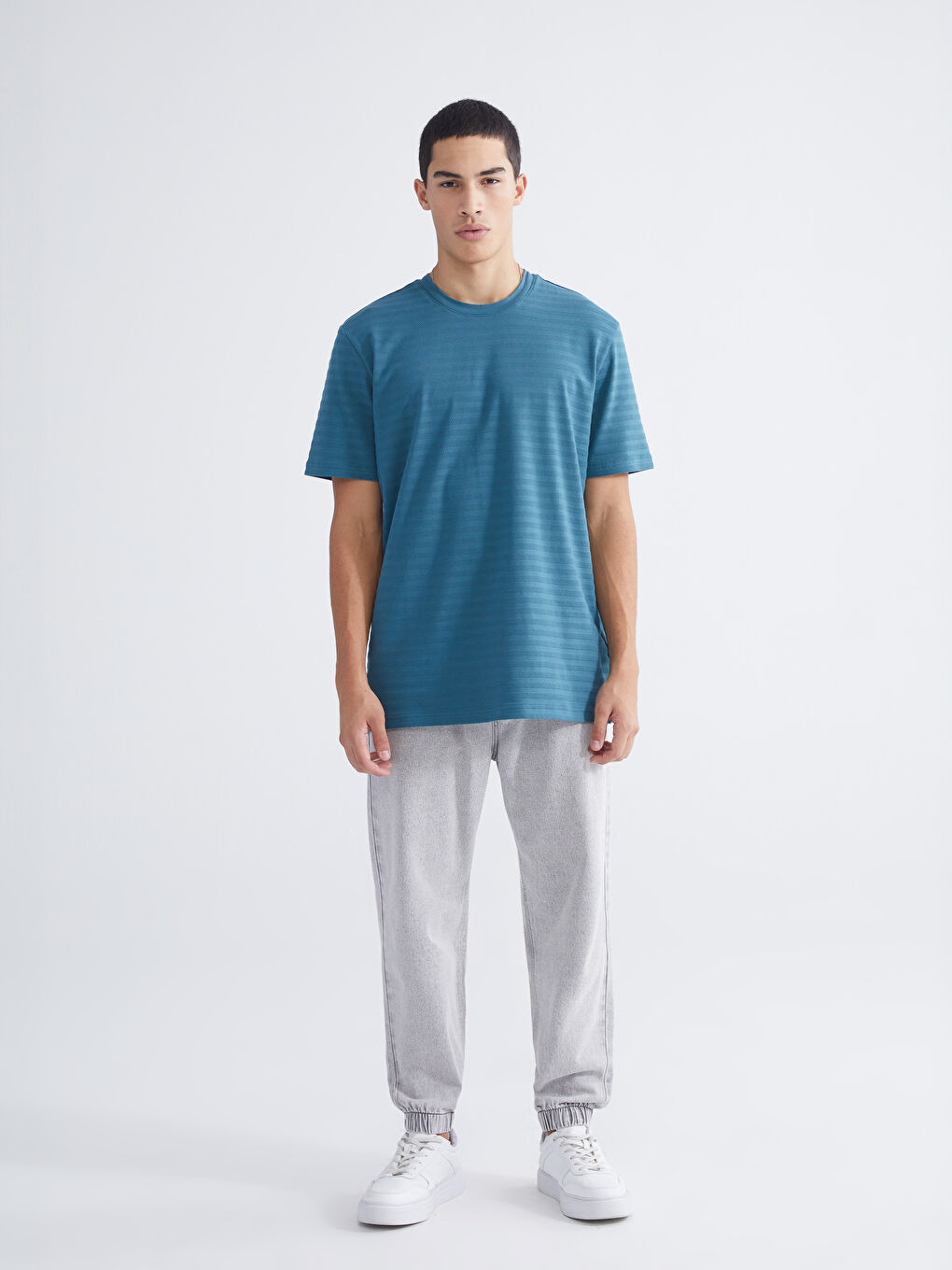 تيشيرت ياقة دائرية للرجال-1