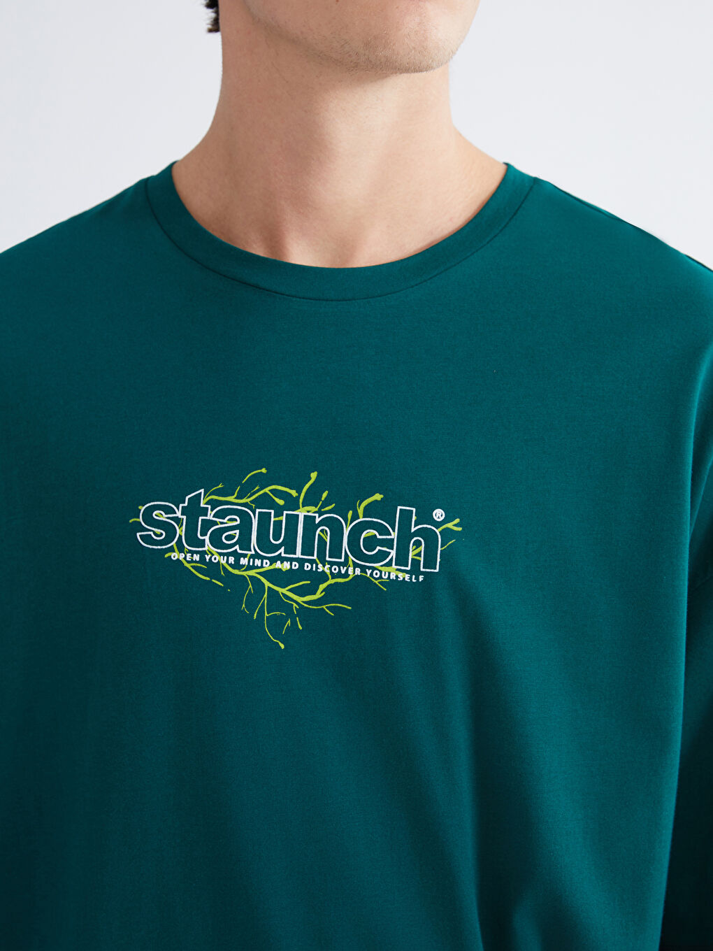 تيشيرت رجالي برقبة دائرية مطبوع من قماش جيرسي-2