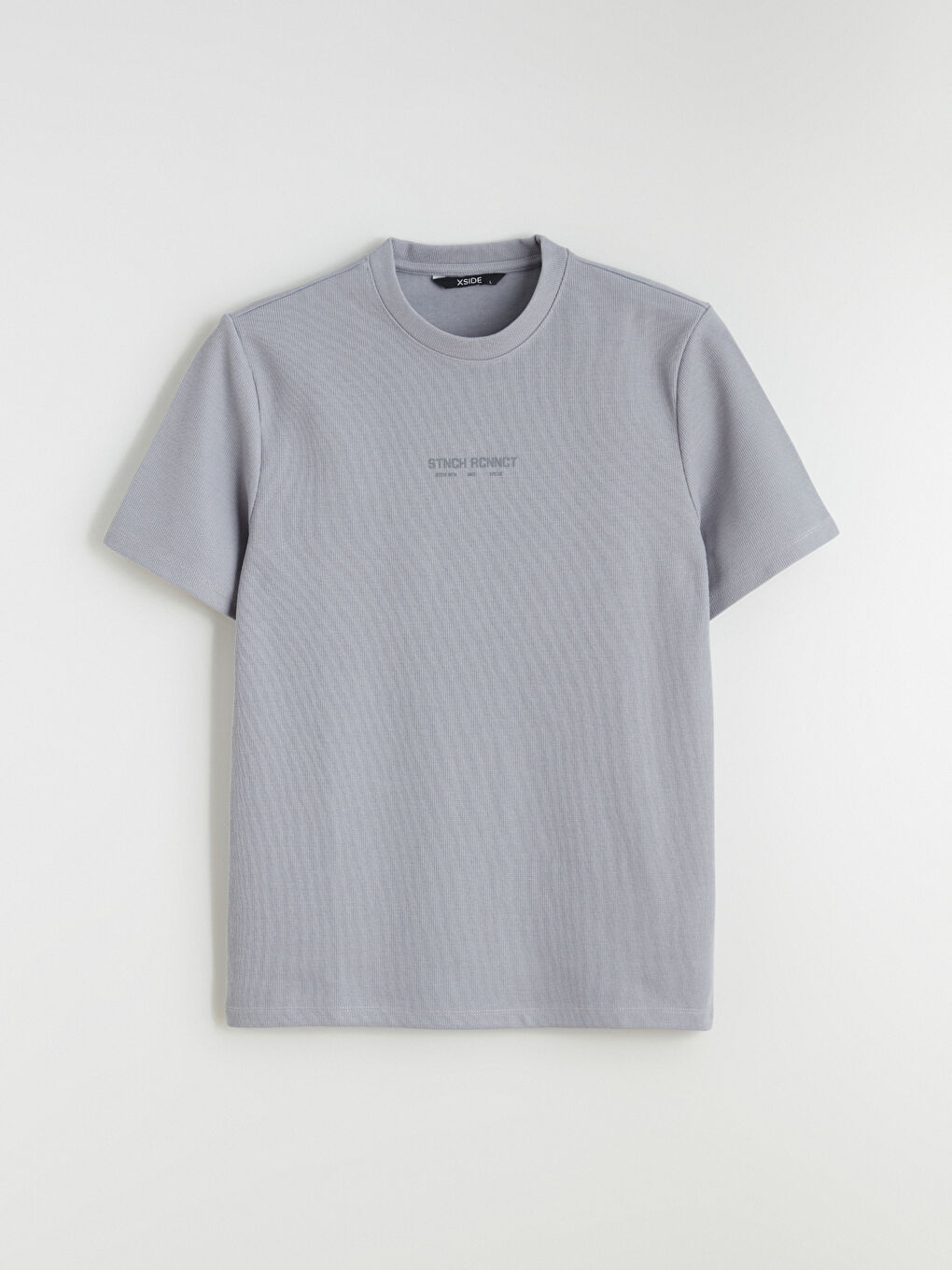 تيشيرت رجالي مطبوع برقبة دائرية-4