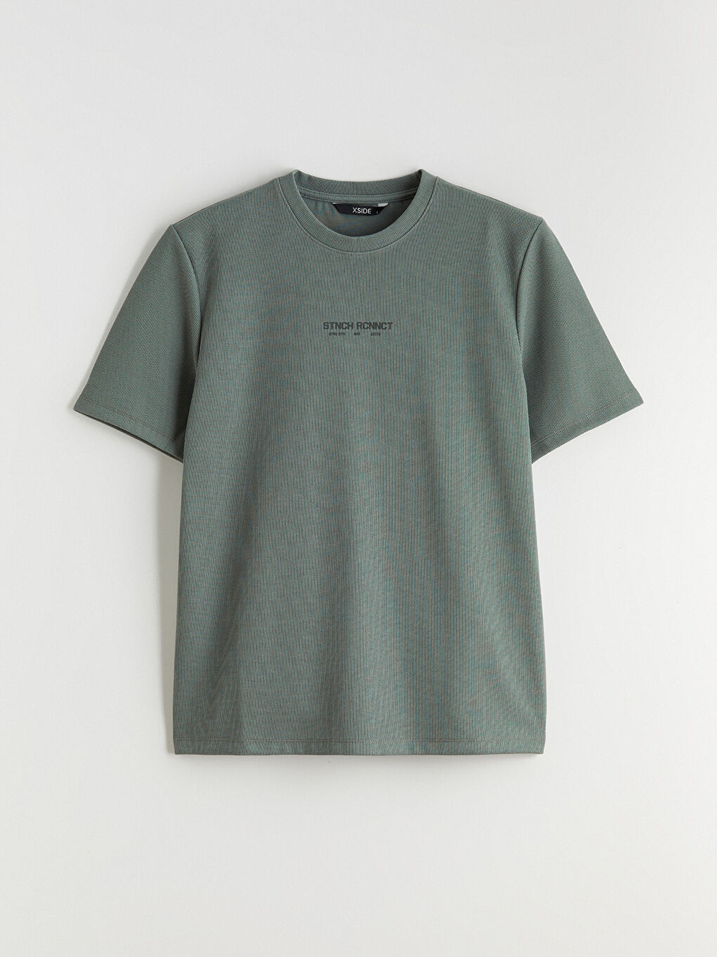 تيشيرت رجالي مطبوع برقبة دائرية-4