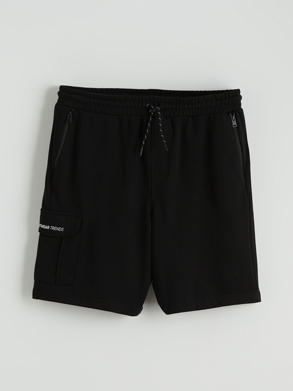 شورت للرجال بقصة عادية