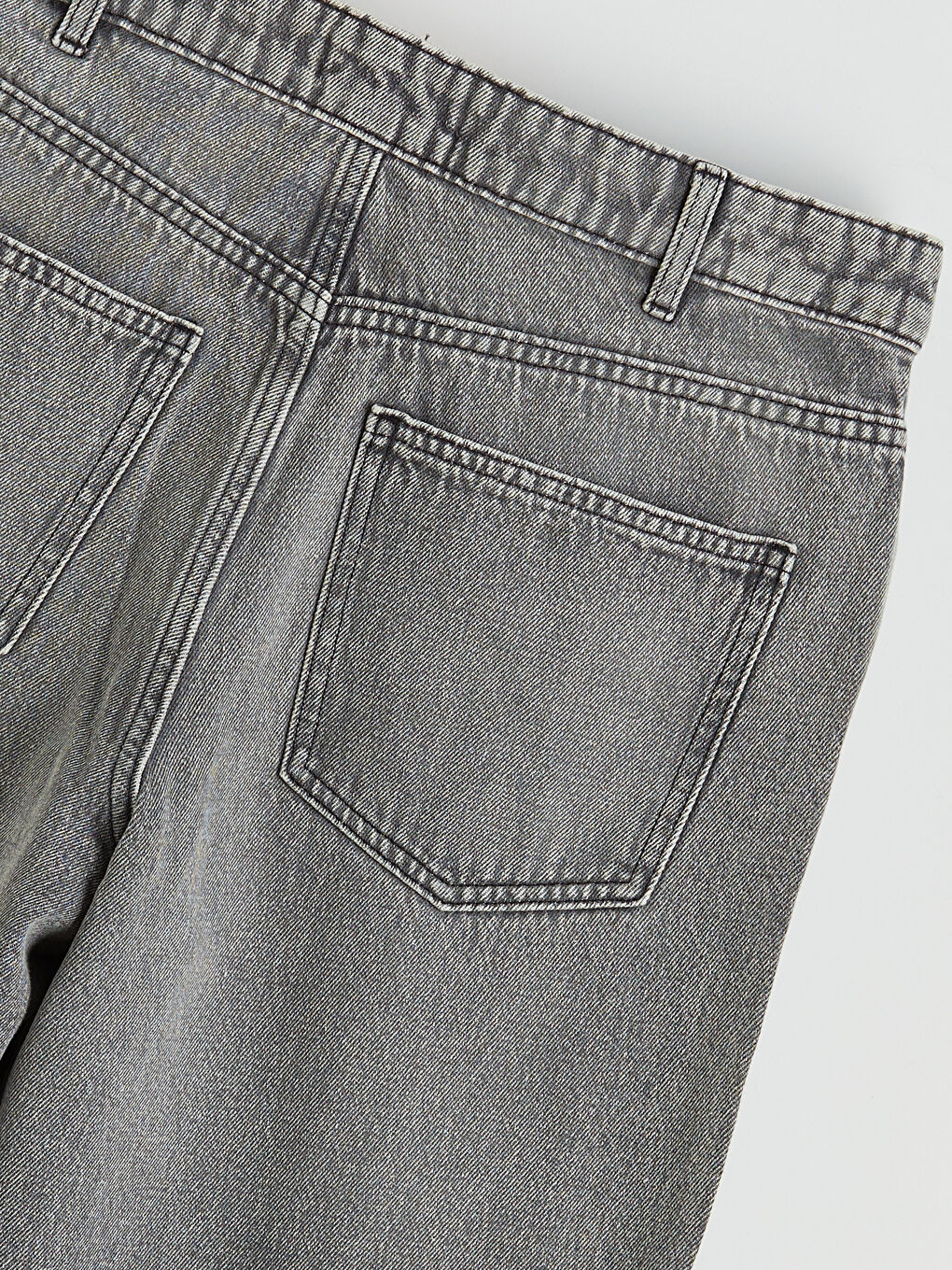 Women's Boyfriend Fit Jeans-5