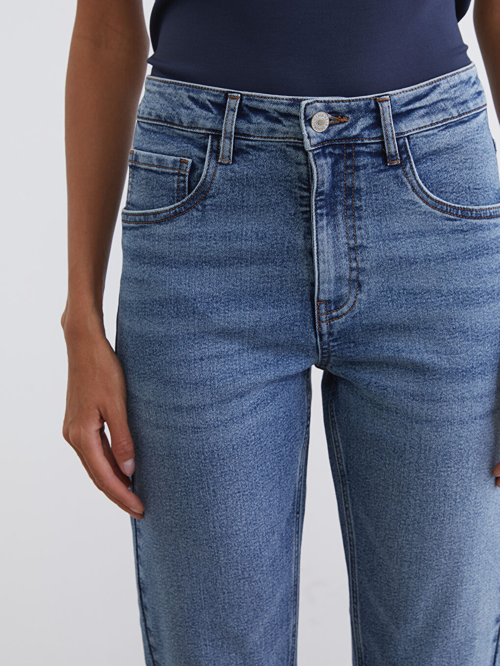 High Waist Regular Fit Women's Jeans-2