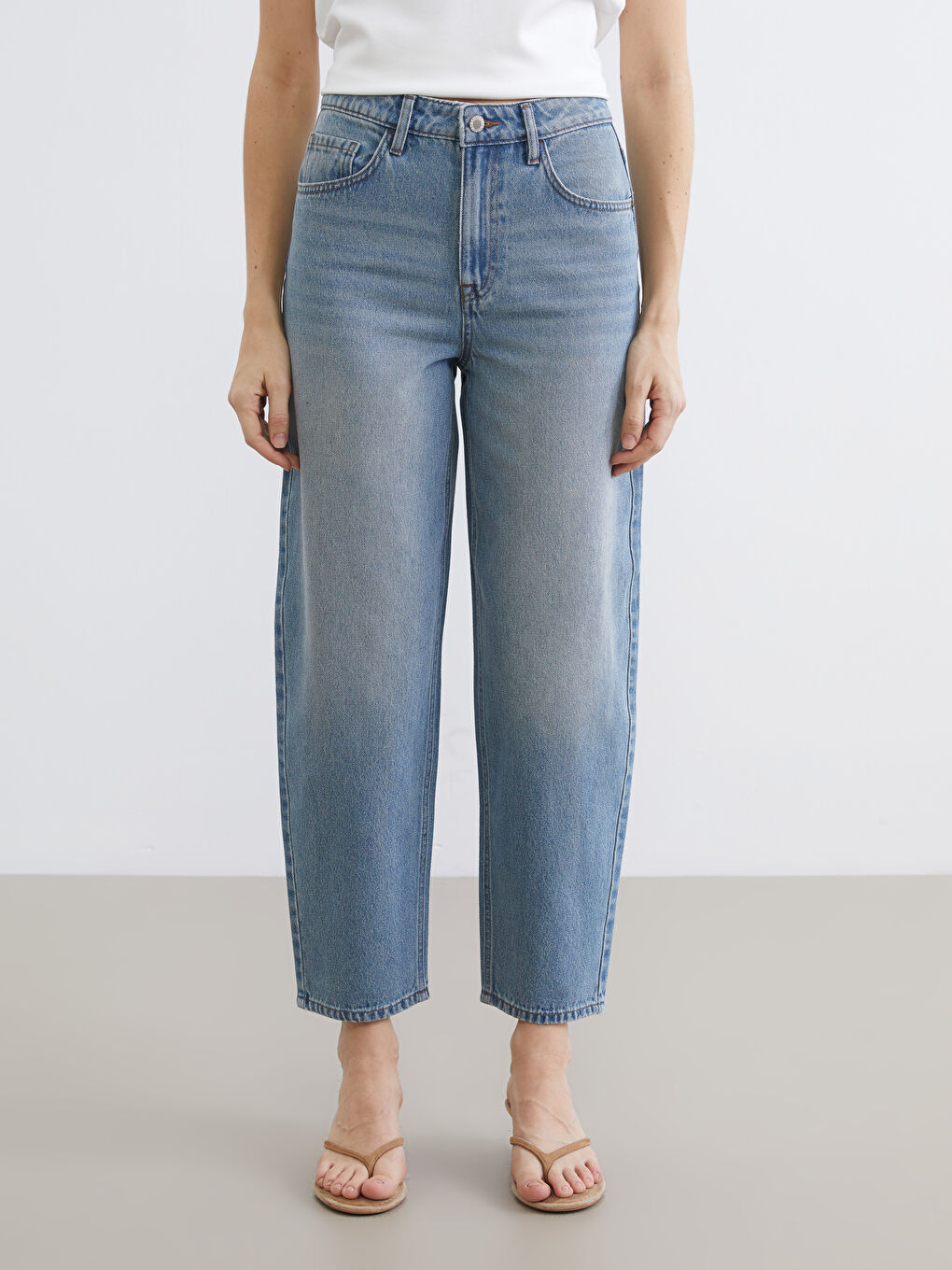 Ženske farmerke sa širokim krojem-1