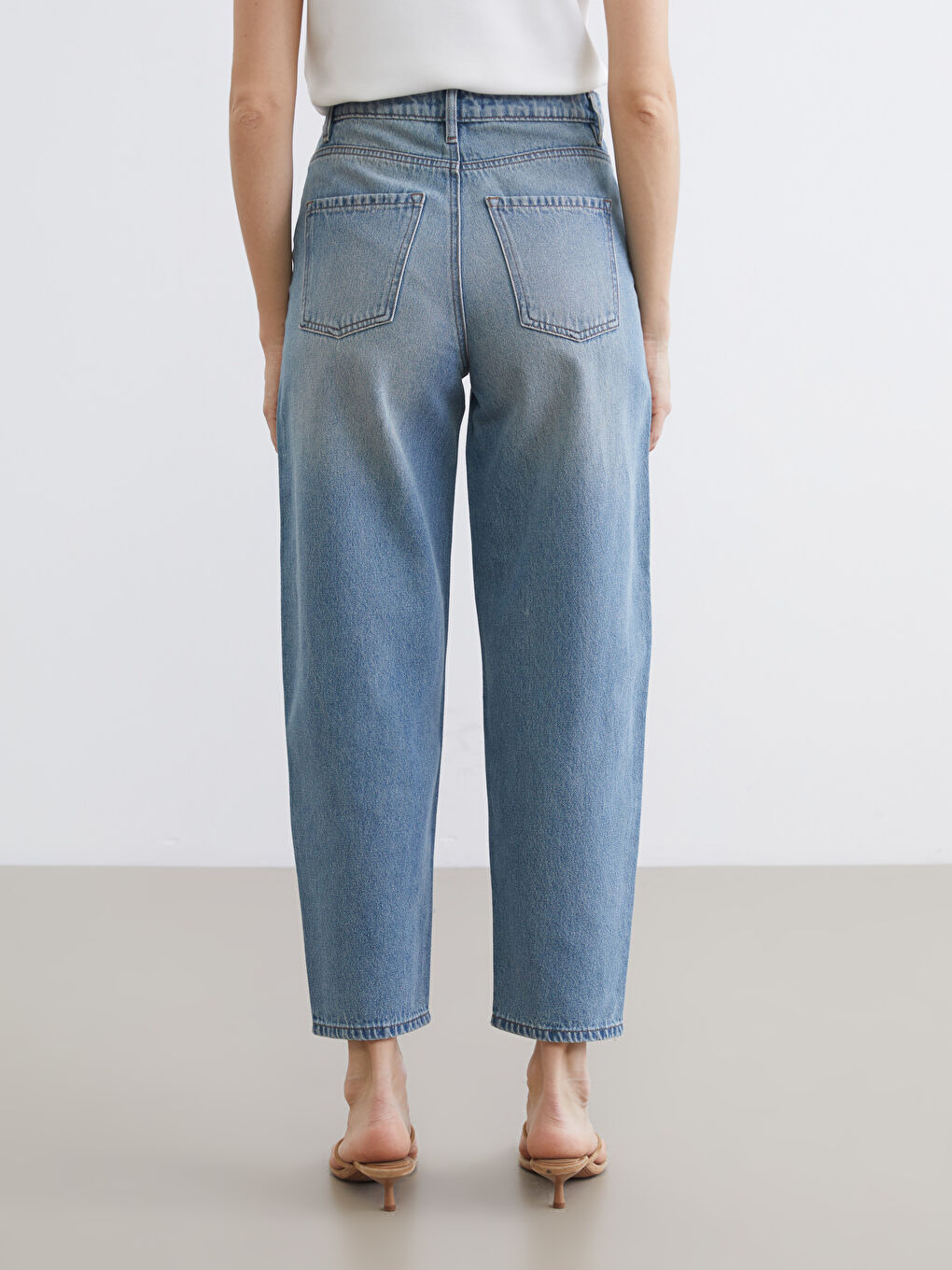 Ženske farmerke sa širokim krojem-3