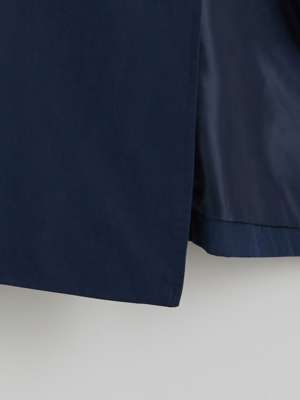 Lacivert Kruvaze Yaka Kadın Trençkot-7