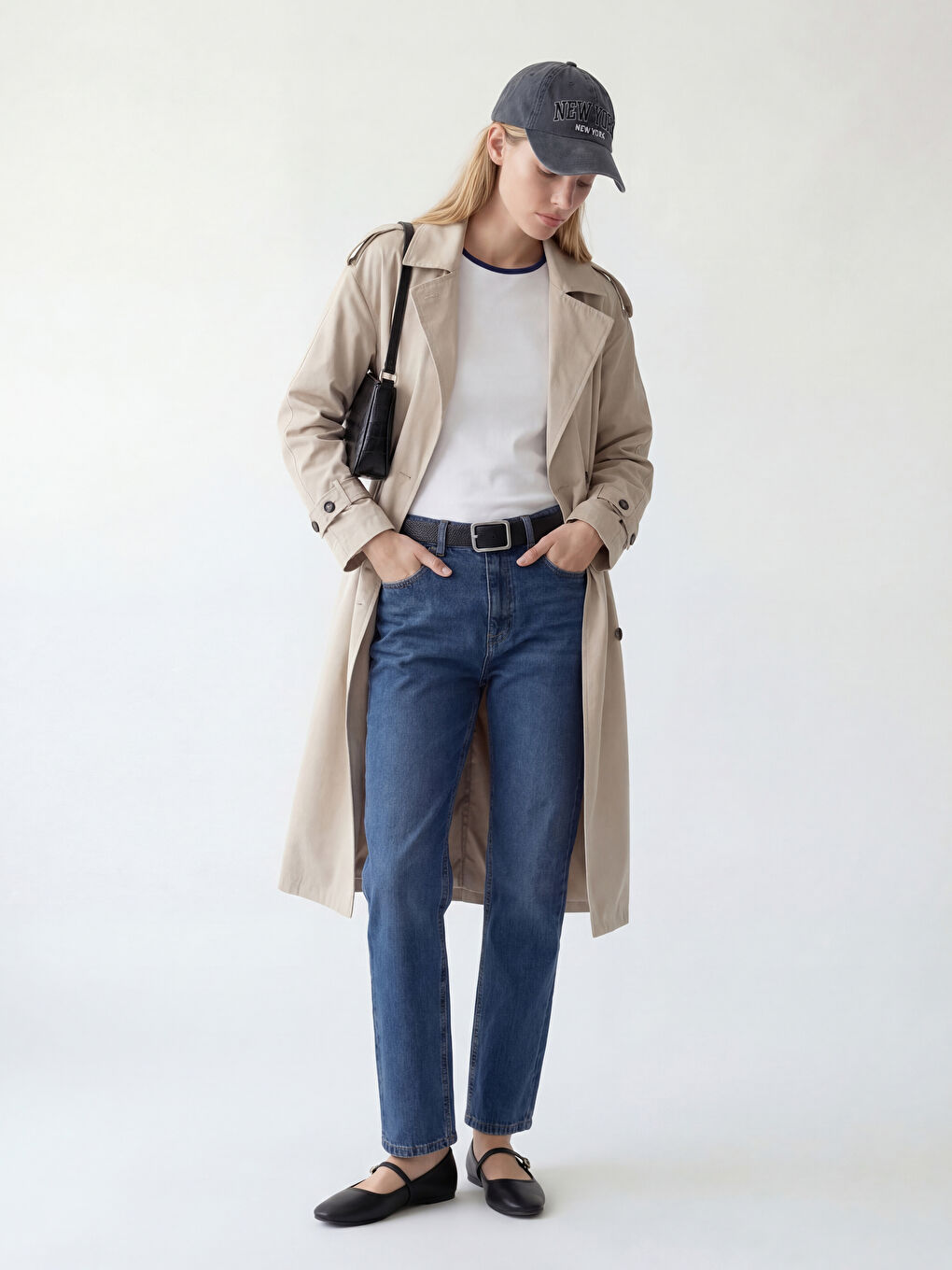 Bej Kruvaze Yaka Kadın Trençkot