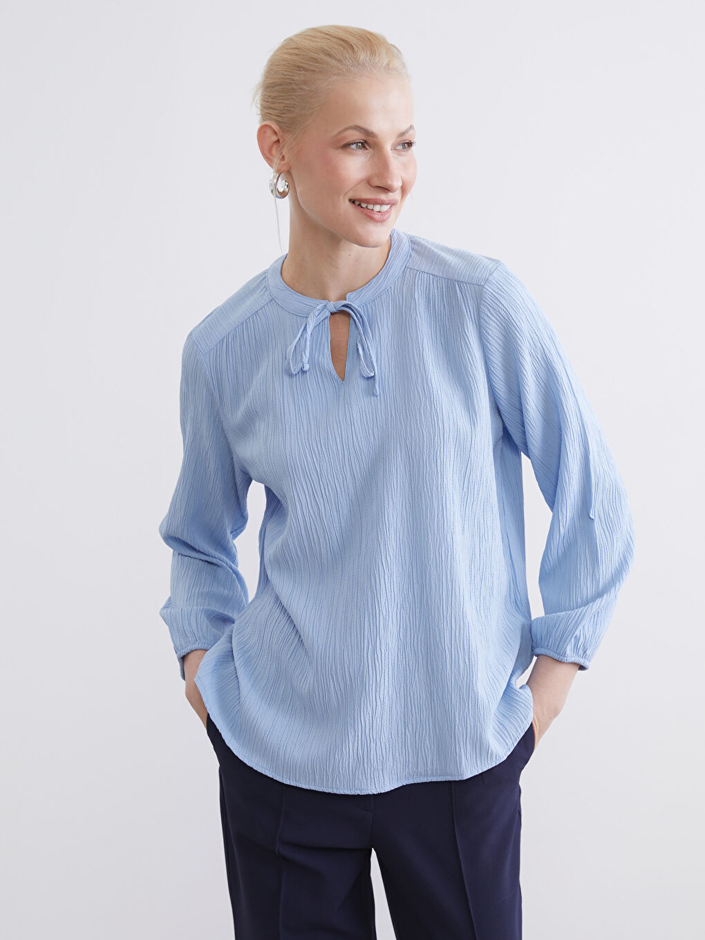 Женщины Голубой Блузка