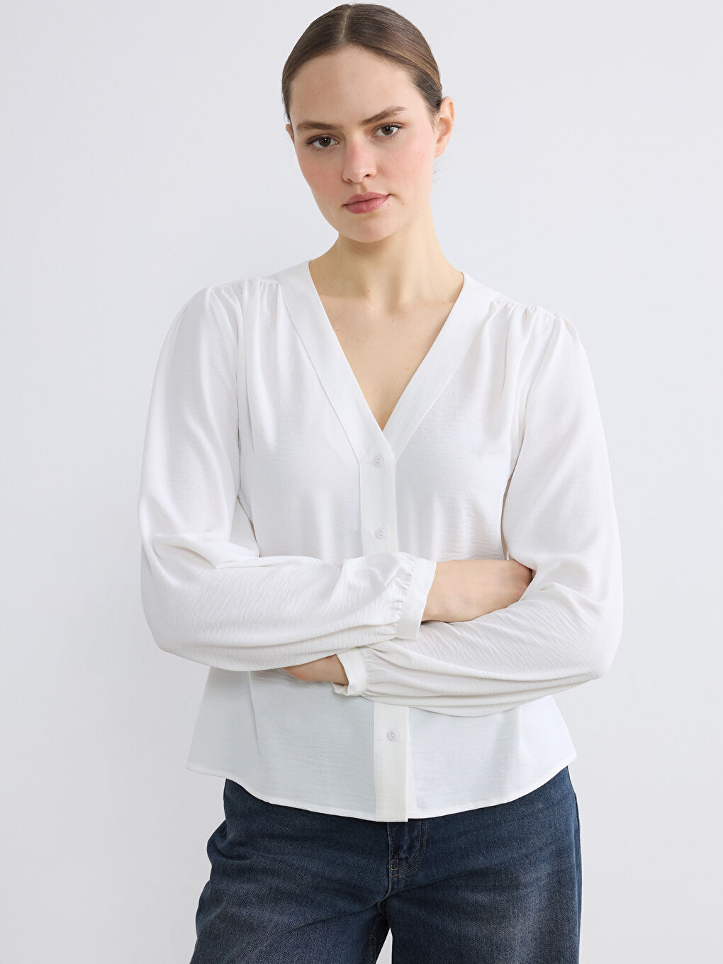 Teksturirana bluza sa V izrezom