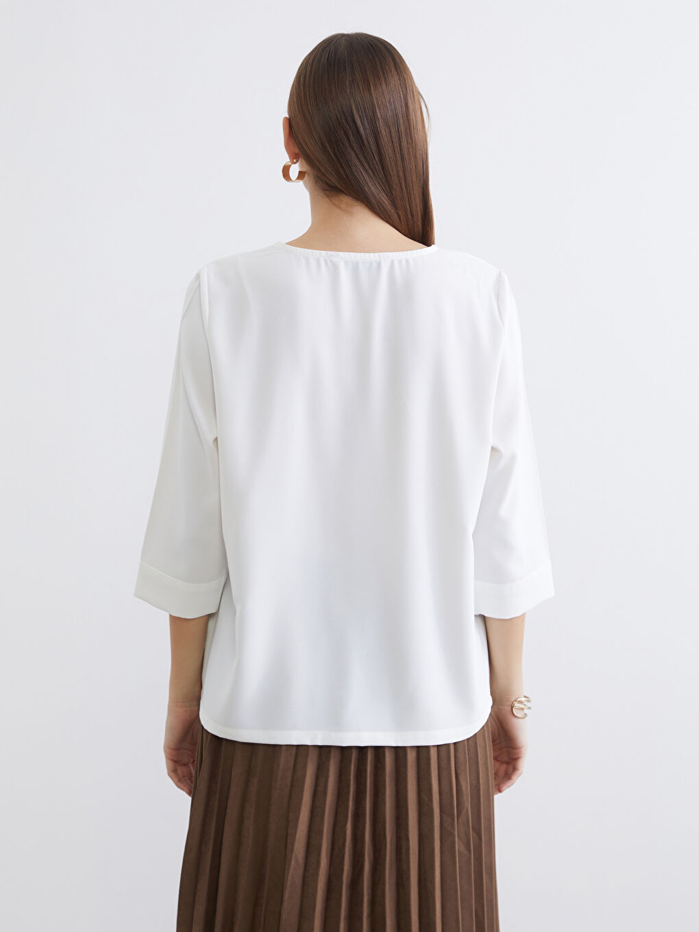 Ekru Kaçık Yaka Bluz-3