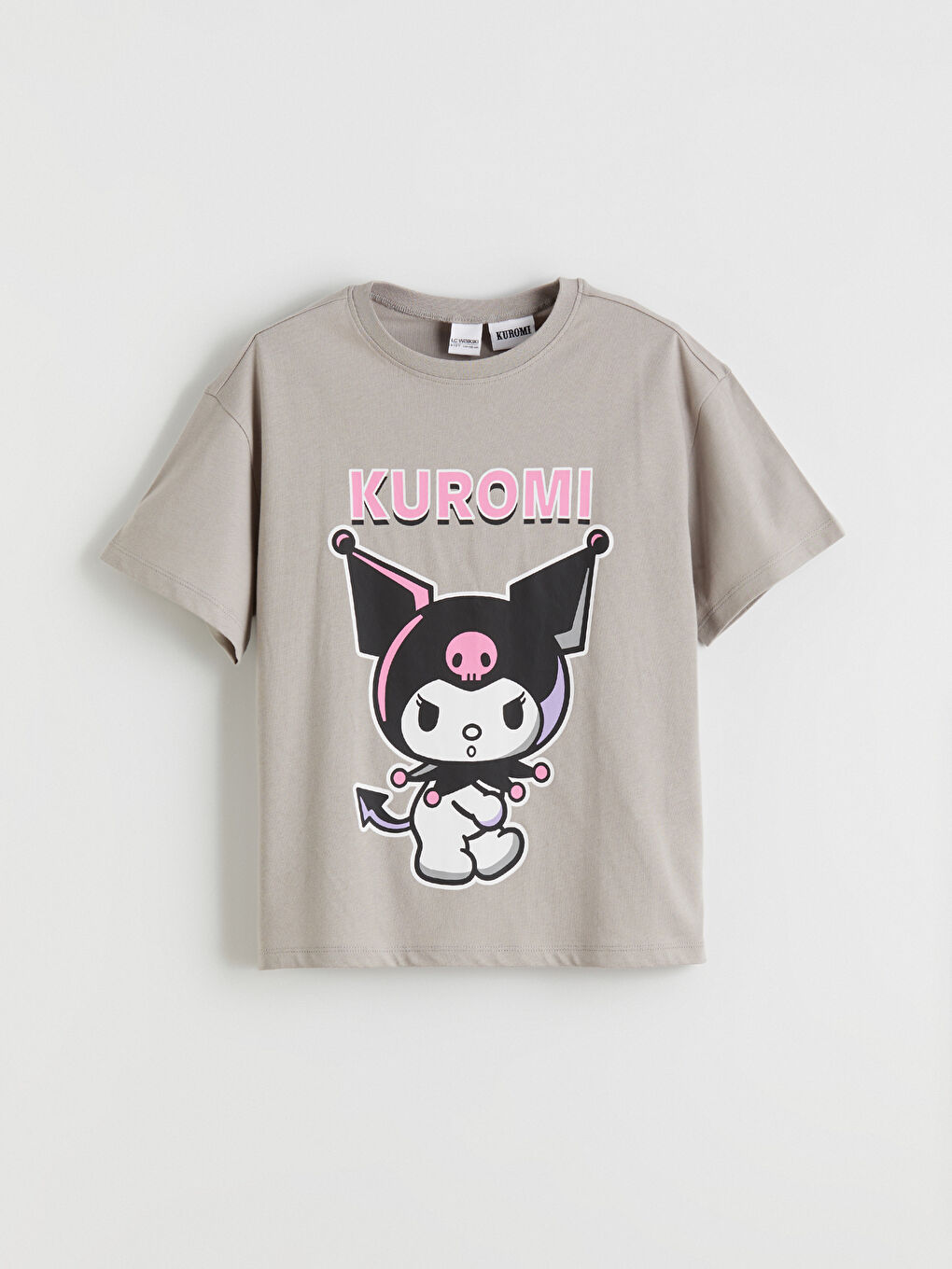 Gri Kuromi Baskılı Kız Çocuk Şortlu Pijama Takımı-1