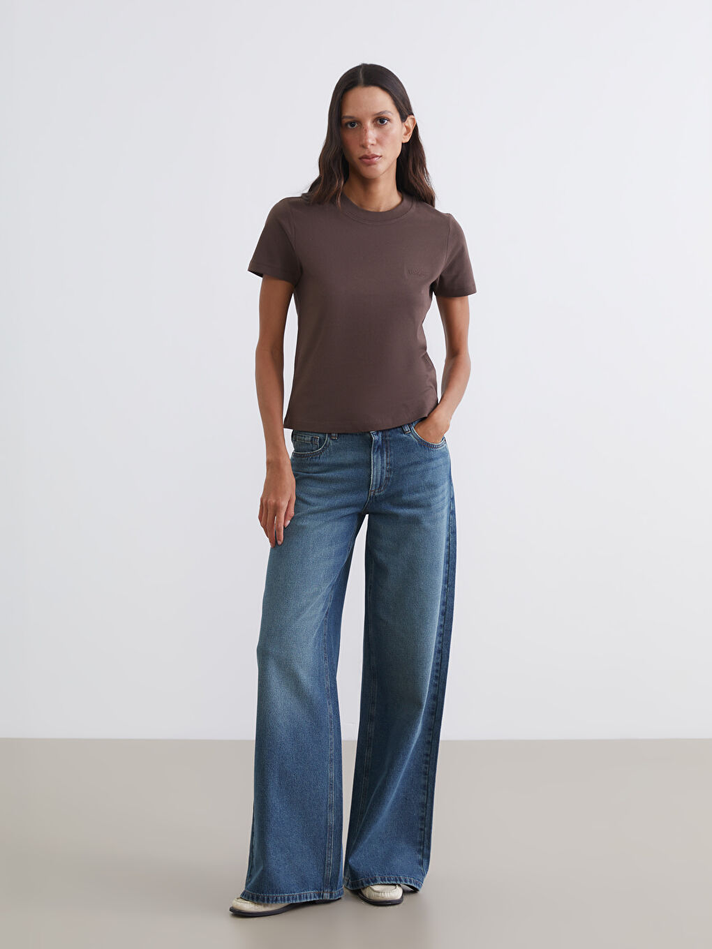 Әйелдер қоңыр Футболка-1