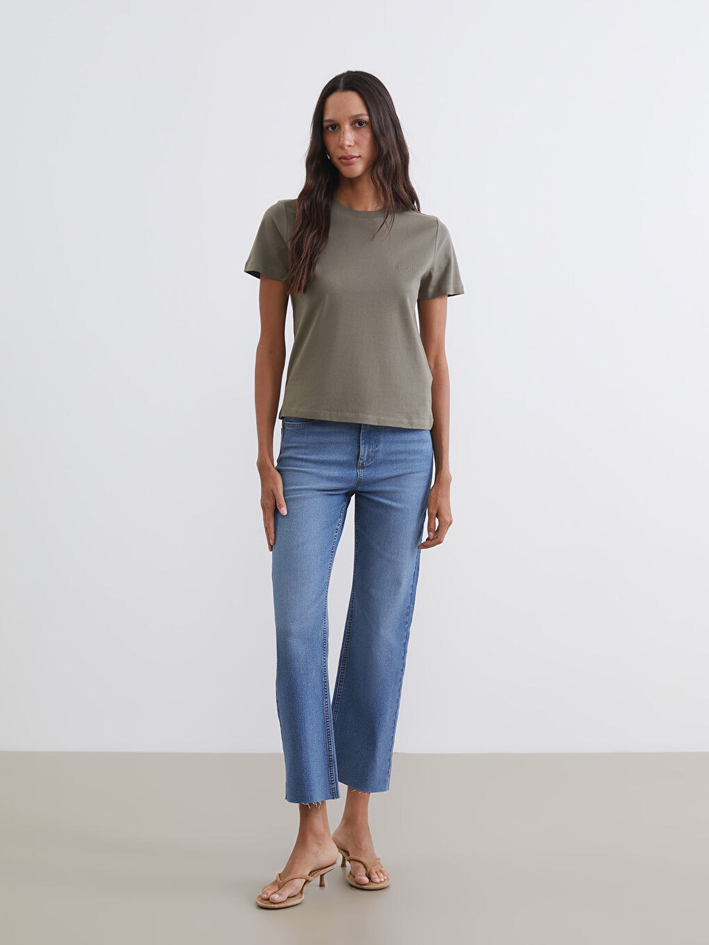 Әйелдер ХАКИ Футболка-1