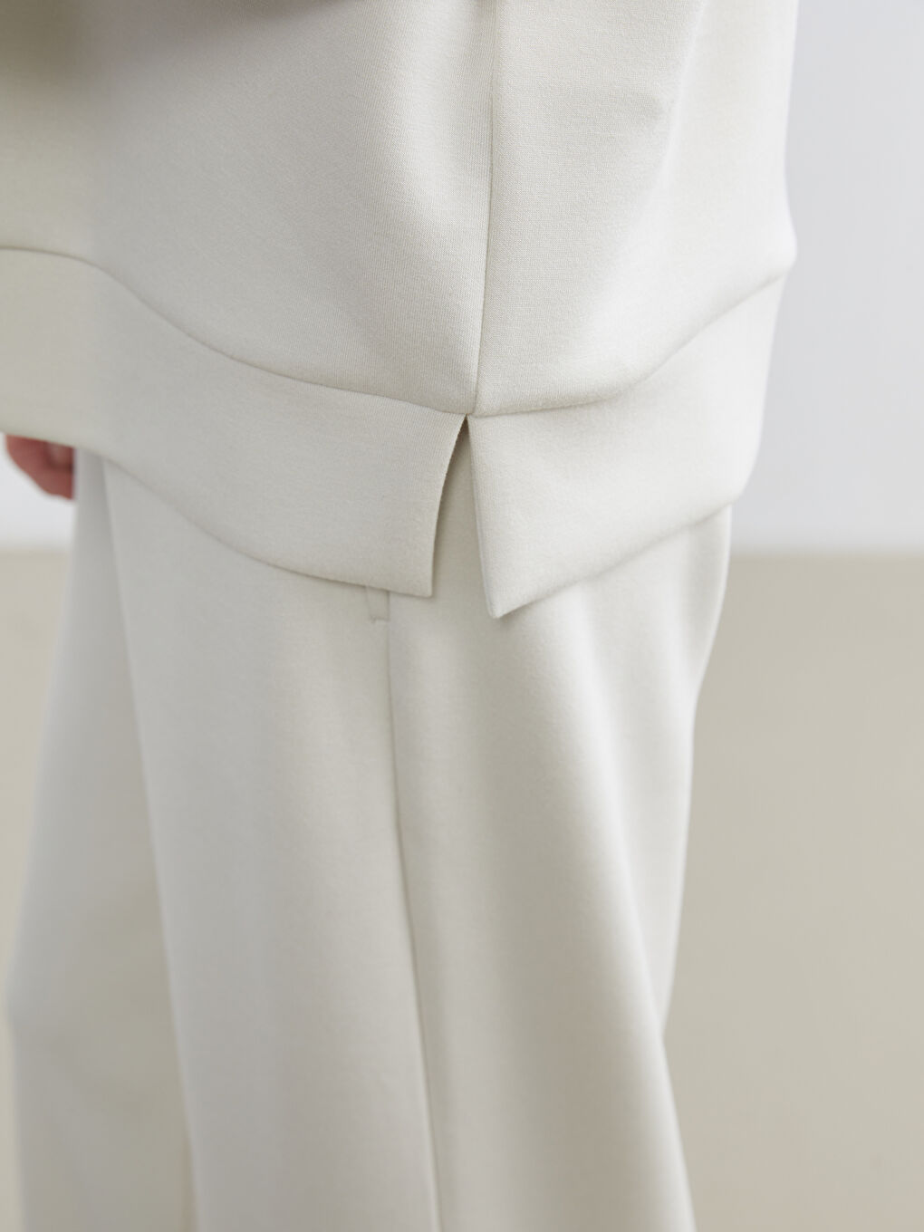 Bej Soft Touch Oversize Kadın Sweatshirt	-2