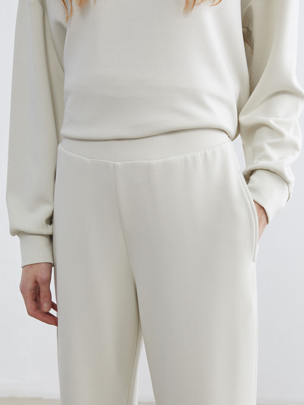 Bej Geniş Paça Soft Touch Kadın Eşofman Altı-2