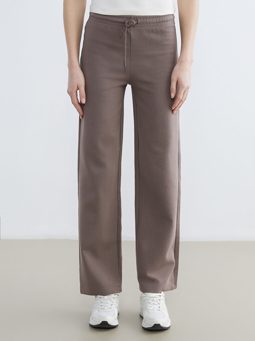 Kahverengi Beli Lastikli Geniş Paça Kadın Eşofman Altı	-1