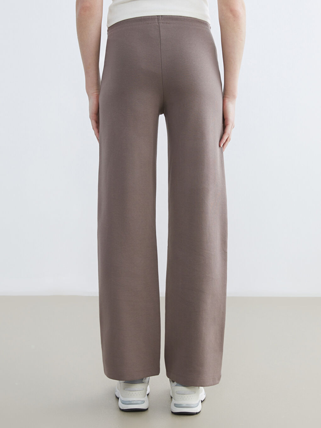 Kahverengi Beli Lastikli Geniş Paça Kadın Eşofman Altı	-3