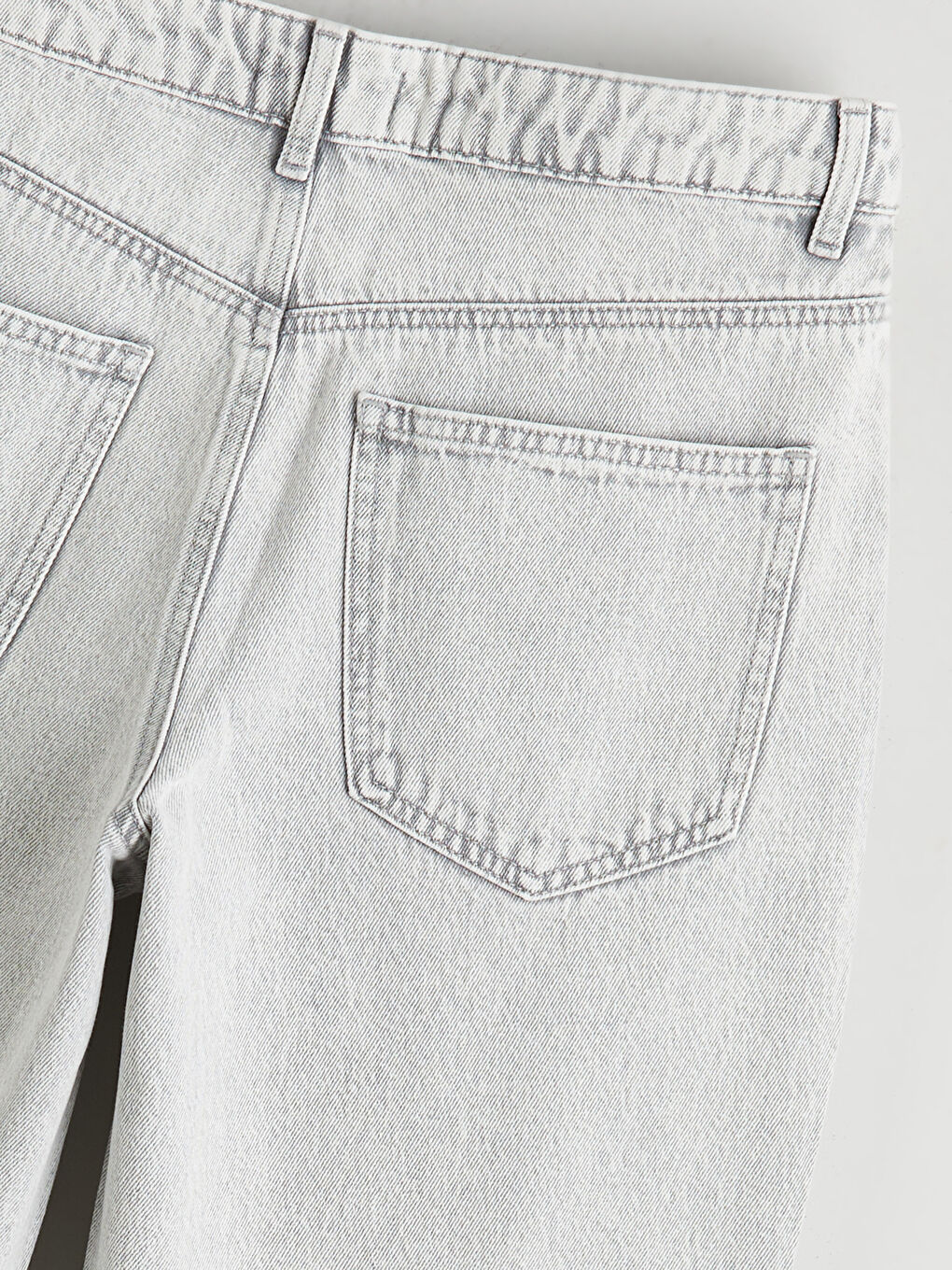 Women's Straight Fit Jeans-5