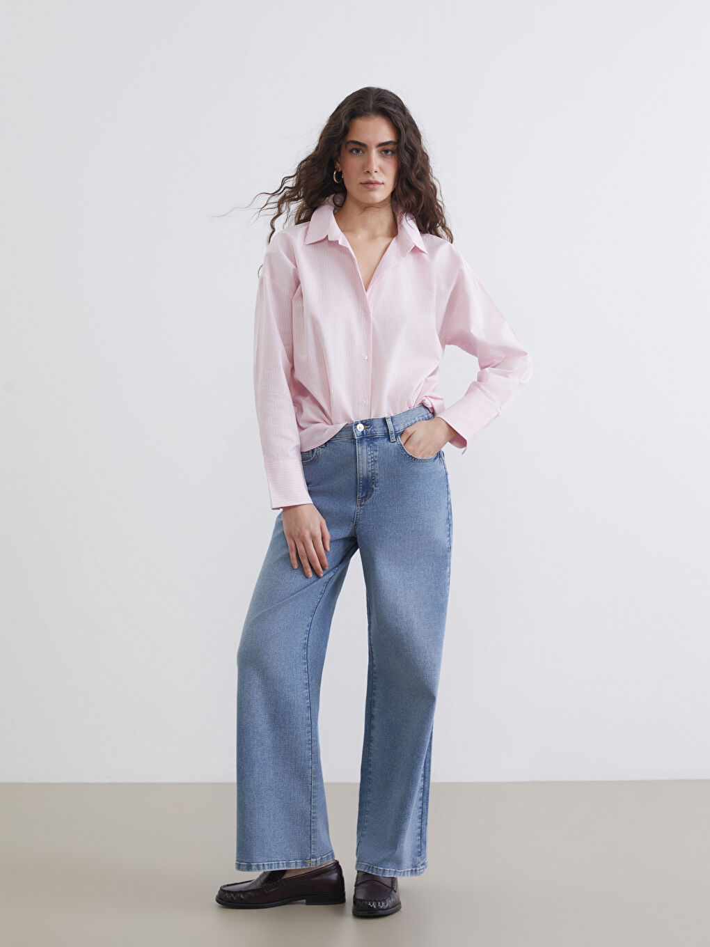 Женщины Индиго Джинсы