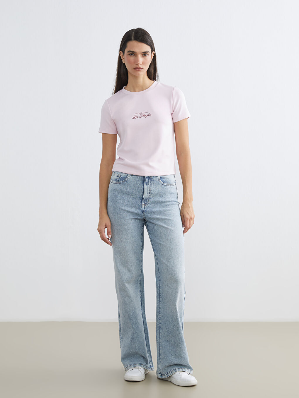 Women's Wide Leg Jean