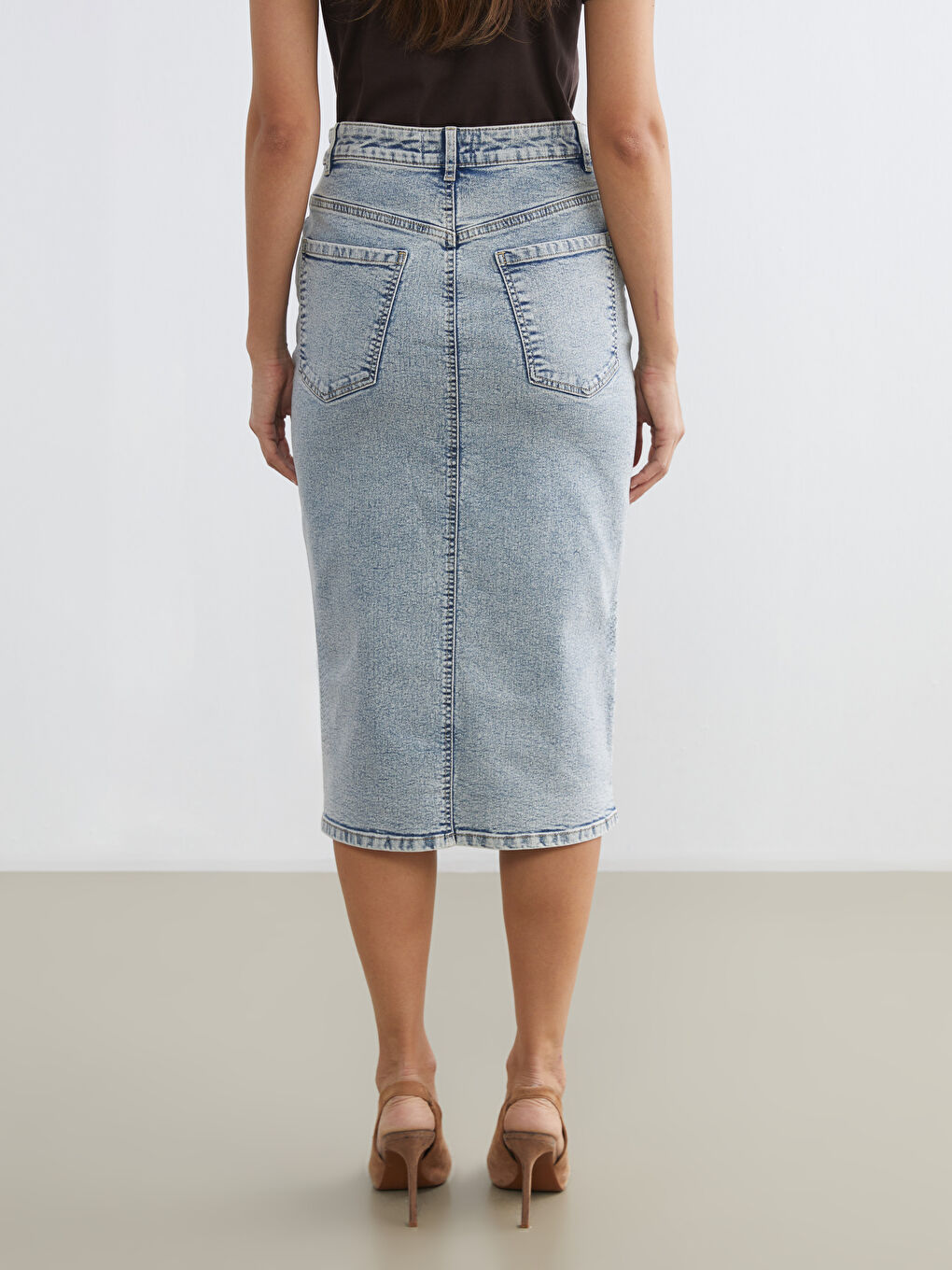 High Waisted Slim Fit Slit Denim Skirt-3