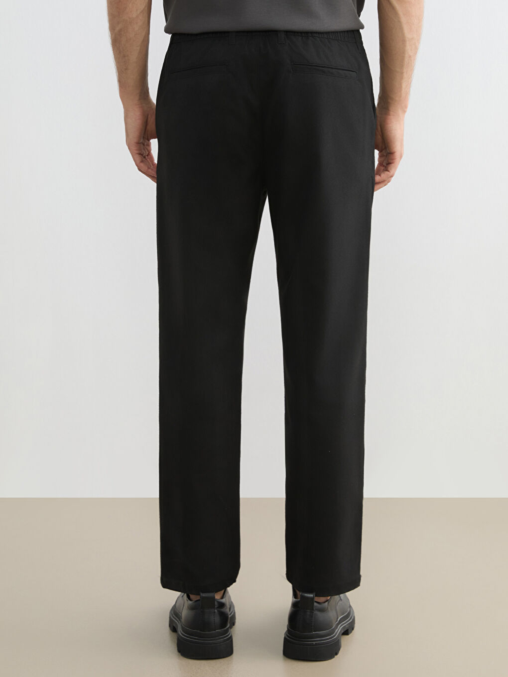 Siyah Standart Kalıp Gabardin Erkek Pantolon-3