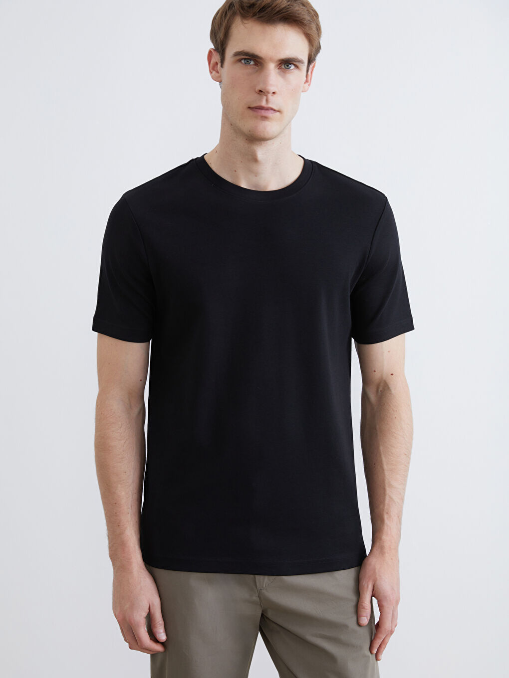 Siyah Bisiklet Yaka Erkek Tişört