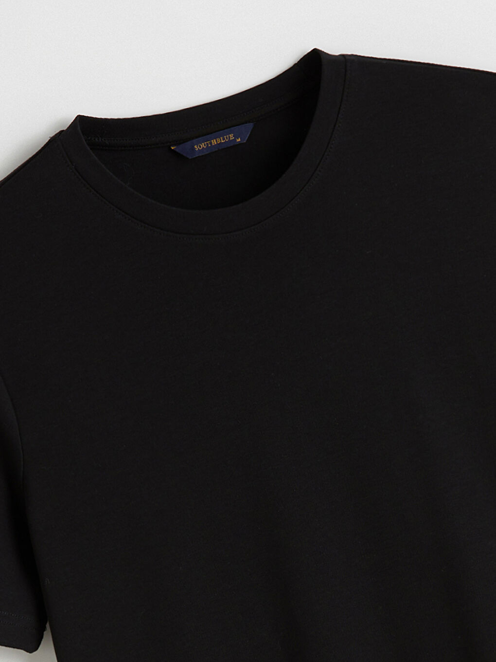 Siyah Bisiklet Yaka Erkek Tişört-5