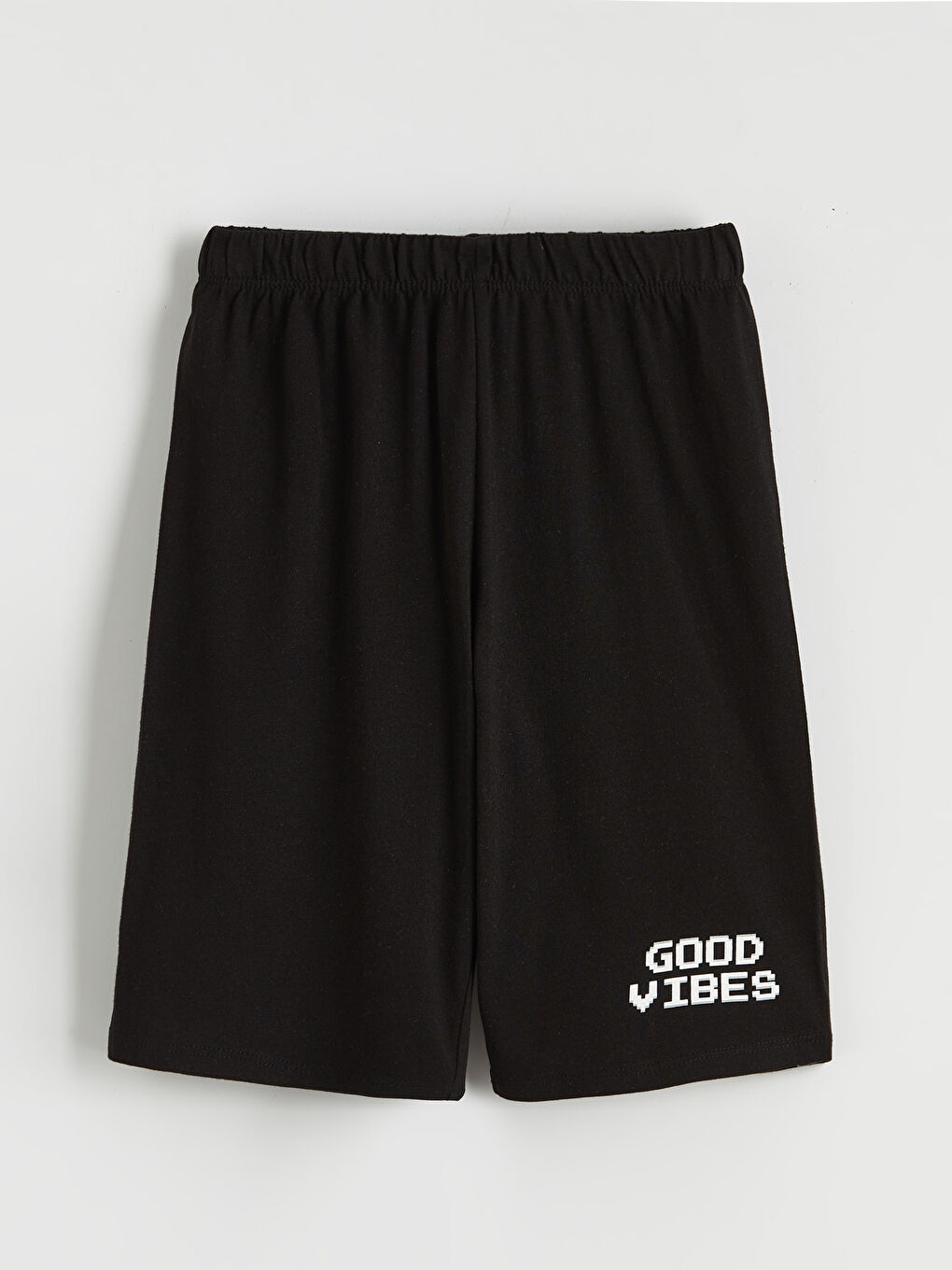 Beyaz New York Baskılı Erkek Çocuk Şortlu Pijama Takımı-4