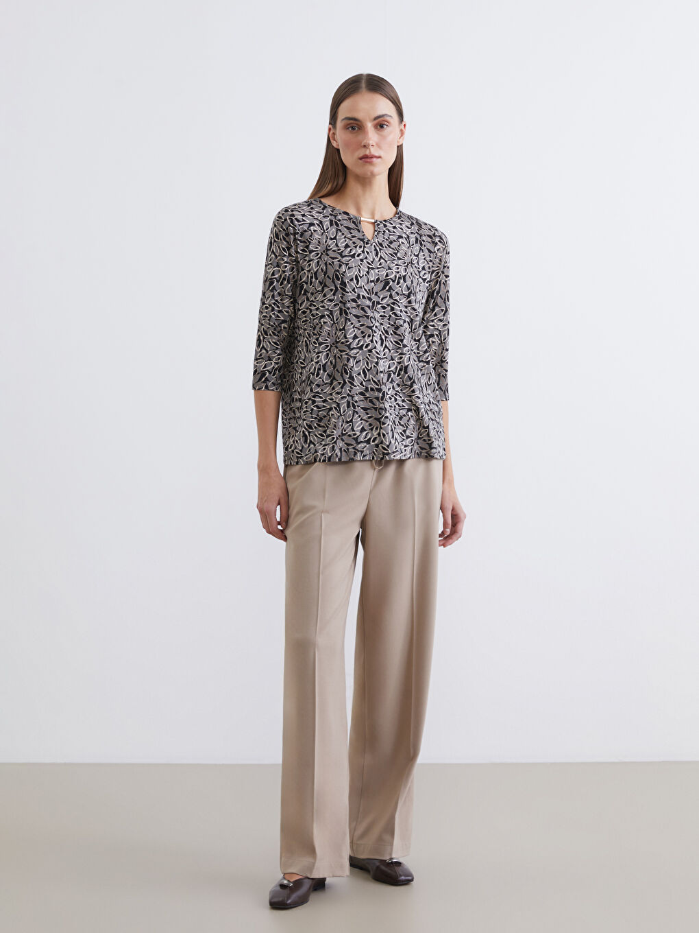 Siyah Bisiklet Yaka Desenli Bluz-1