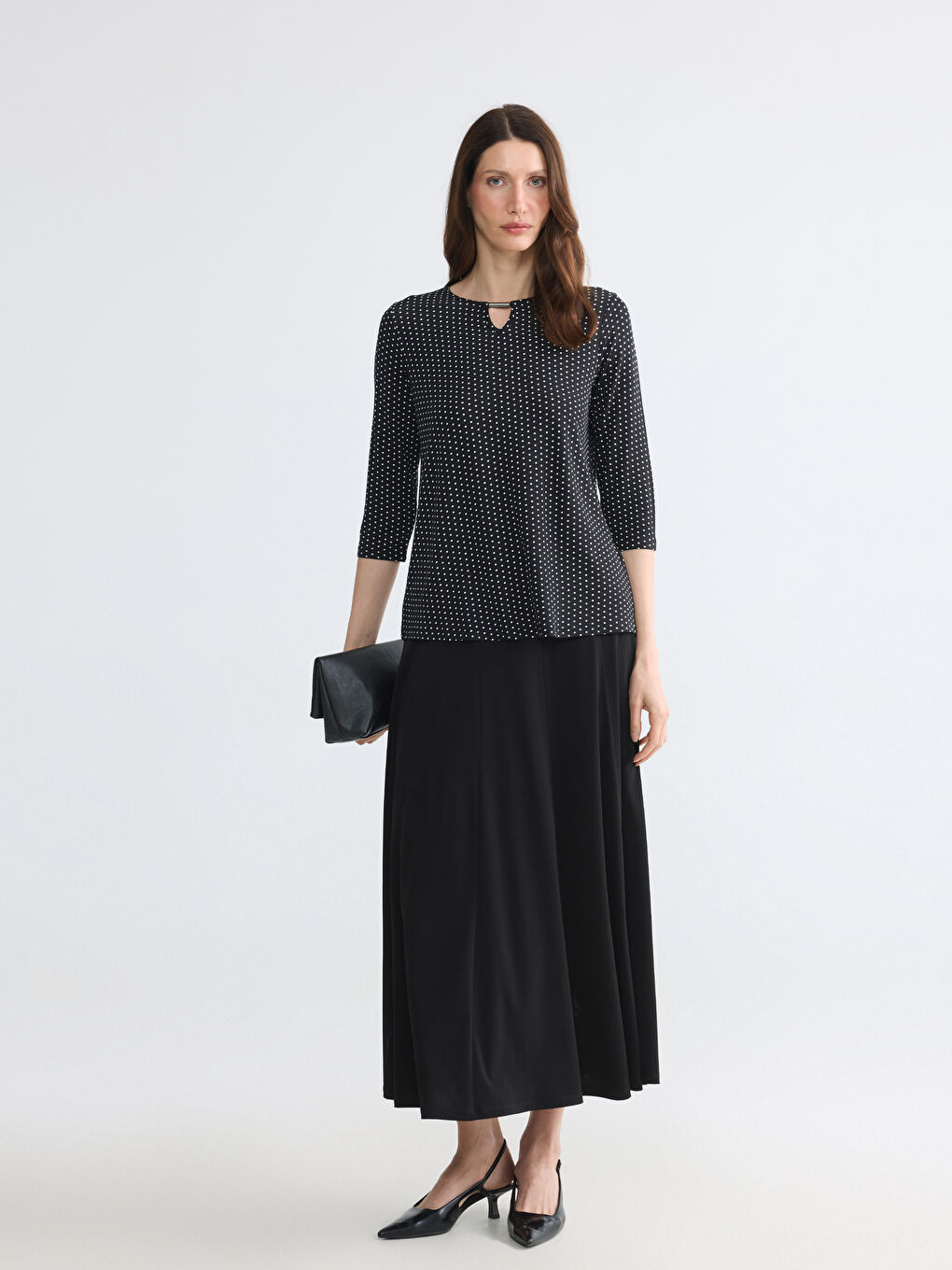Bluza sa okruglim izrezom na tufne-1
