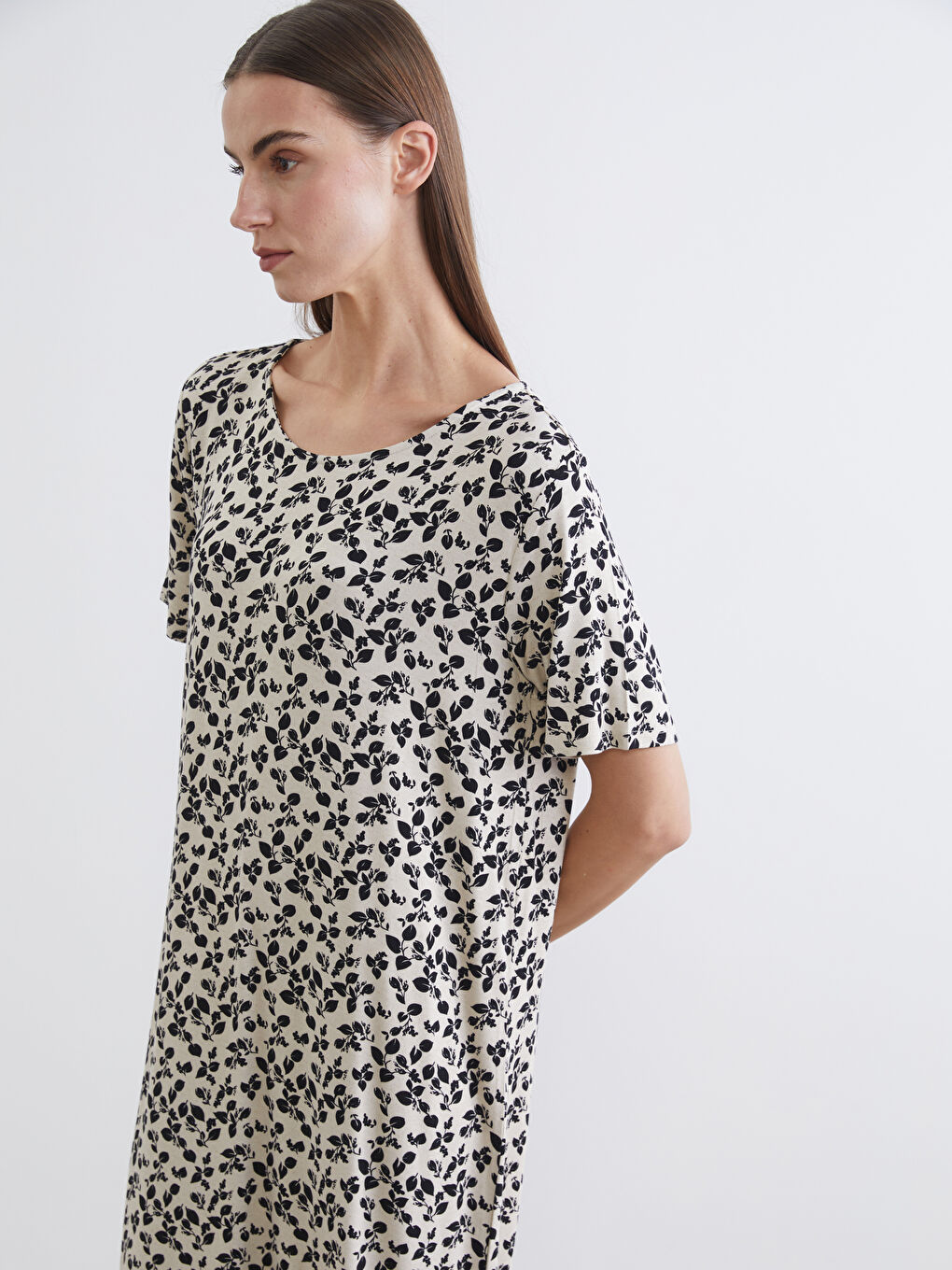 Siyah Bisiklet Yaka Desenli Elbise-1