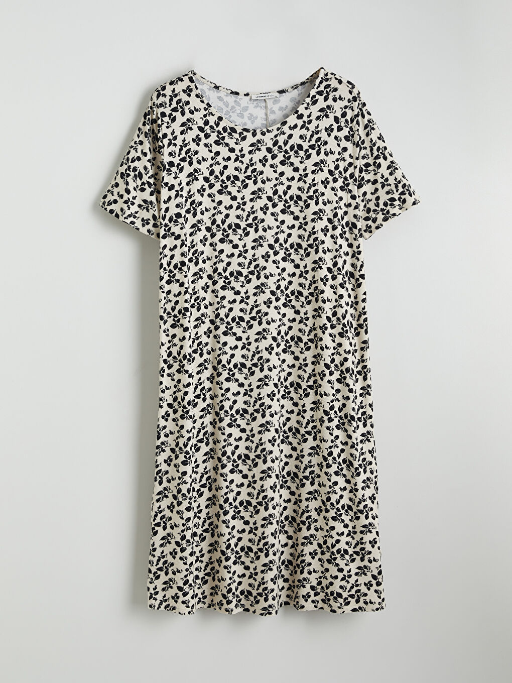 Siyah Bisiklet Yaka Desenli Elbise-4