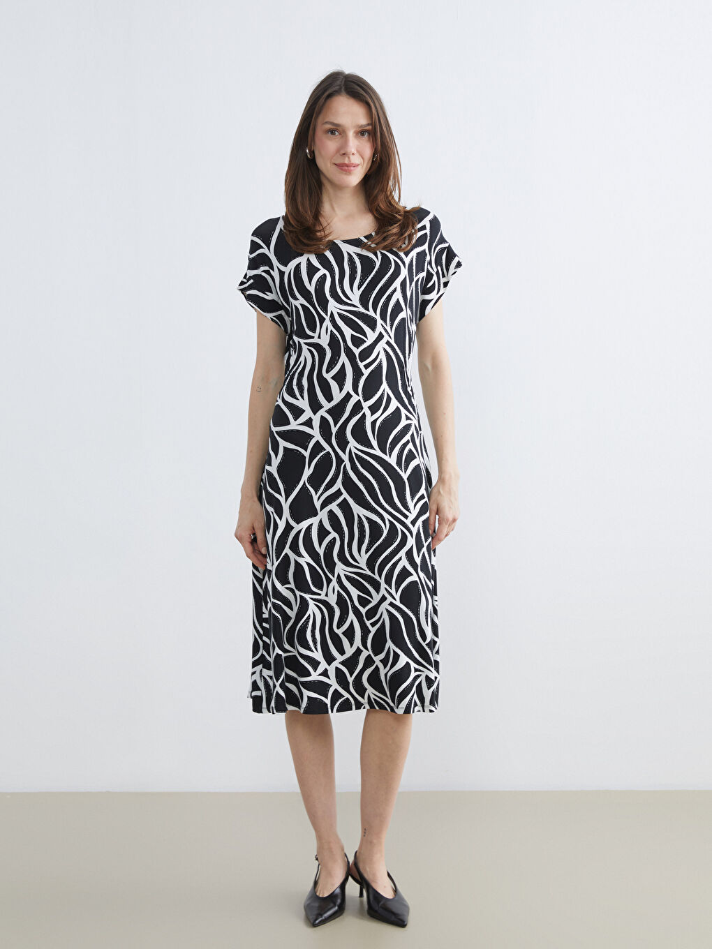 Crew Neck Patterned Dress