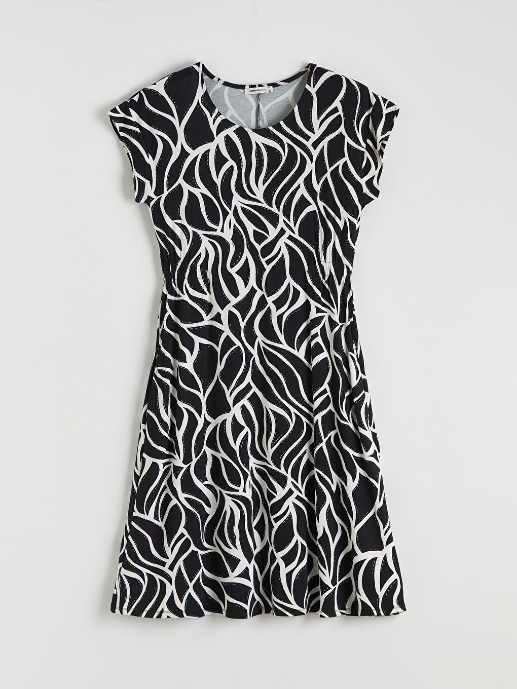 Crew Neck Patterned Dress-4