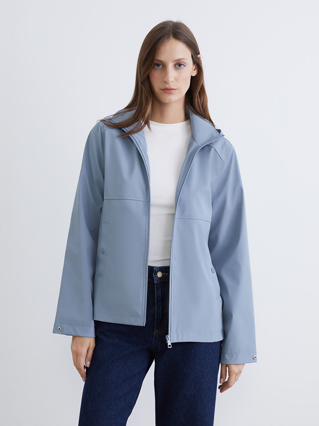 Mavi Kapüşonlu Kadın Yağmurluk