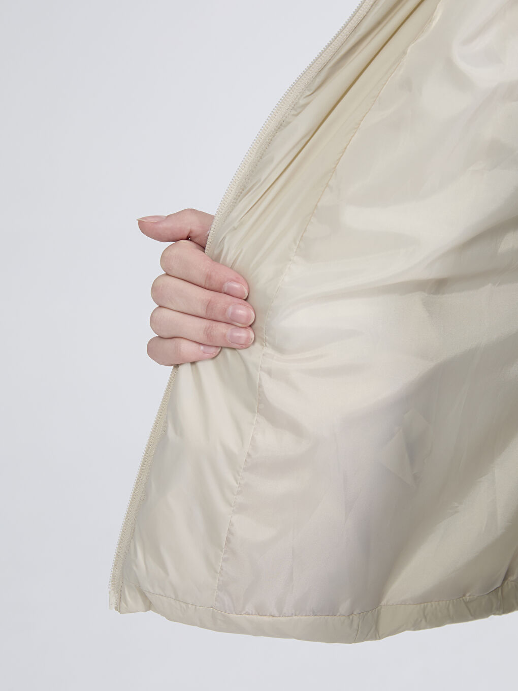 Bej Dik Yaka Kadın Şişme Yelek-2