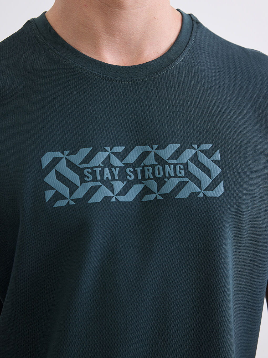 تي شيرت رجالي مطبوع بياقة دائرية من جيرسي-2