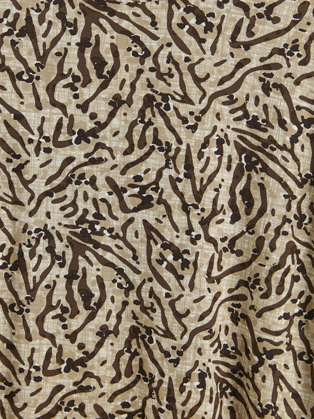 Kahverengi Bisiklet Yaka Desenli Kadın Tişört-2