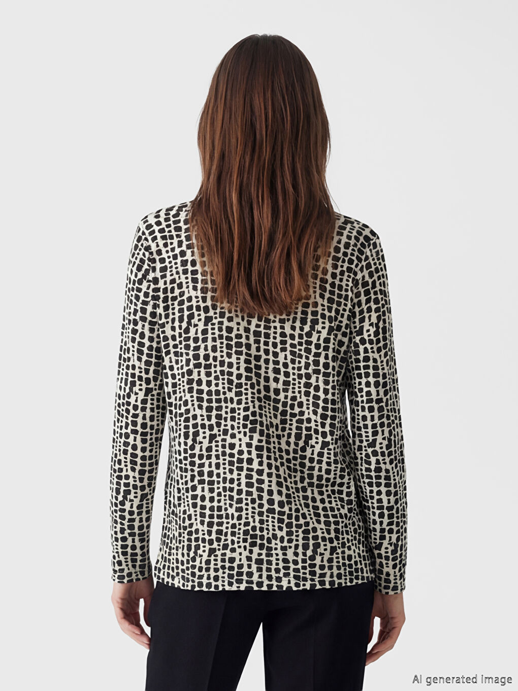 Crew Neck Patterned Blouse-2