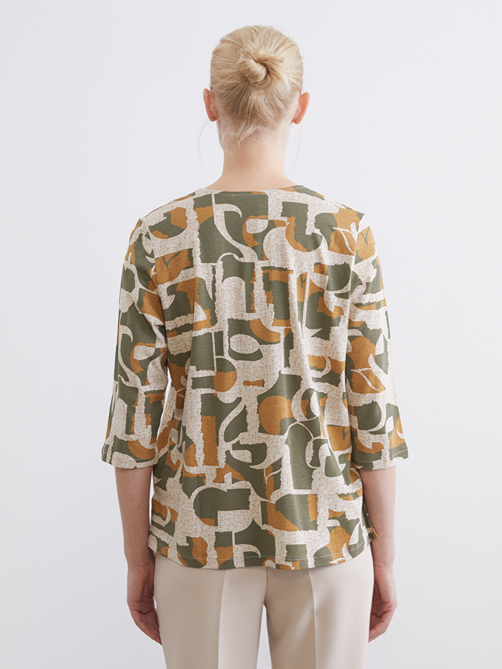 Blouse à motifs avec encolure en V pour femme-3